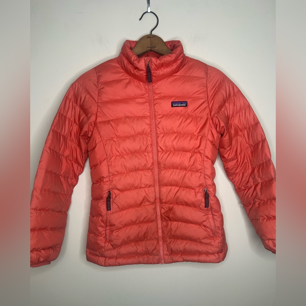 Patagonia Kid’s Down Jacket Salmon Maroon Size L (12)